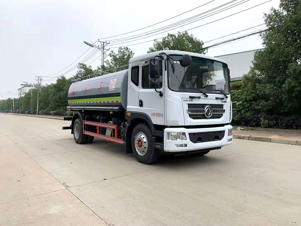 東風多利卡D9加長版