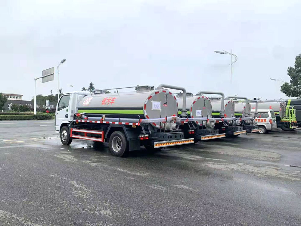 【4.6立方 】東風多利卡D6吸糞車