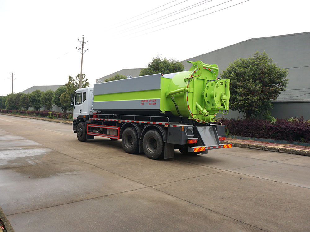 東風華神T5清洗吸污車