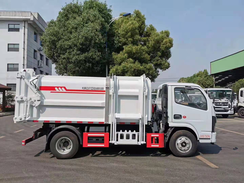 【7立方】 多利卡D6右側掛桶垃圾車